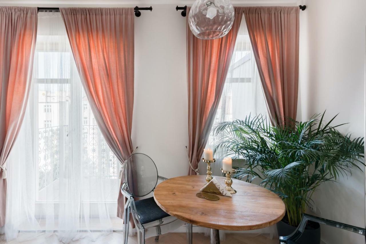 Romantic Designer Apartment Prága Kültér fotó